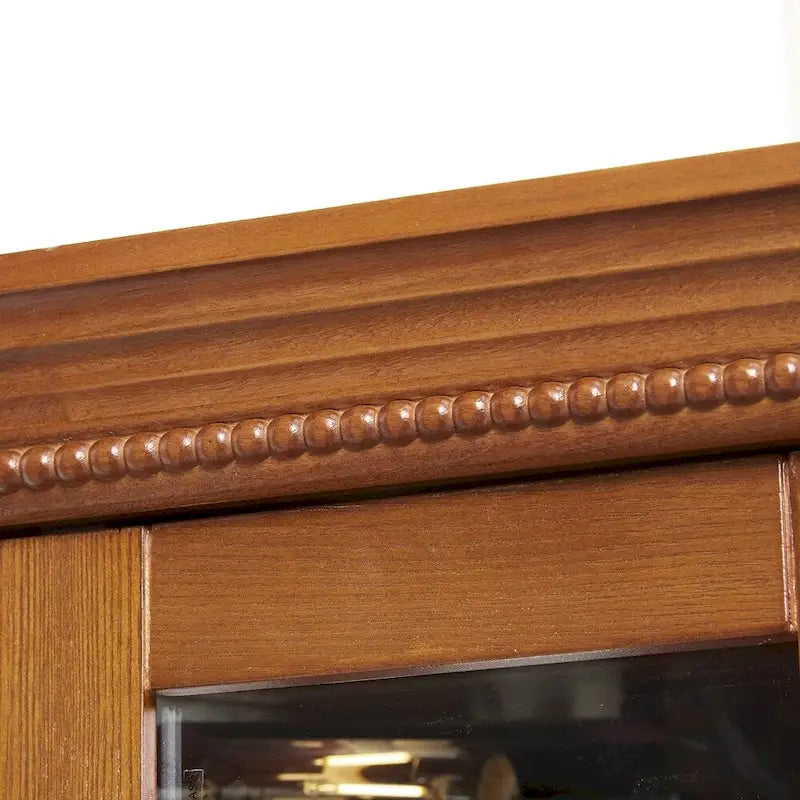 70 Inch hoher Eck-Vitrinenschrank mit seitlichen Glasflächen, zweiteiligen Türen, verspiegelter Rückwand, integrierter Beleuchtung und Kranzprofil
